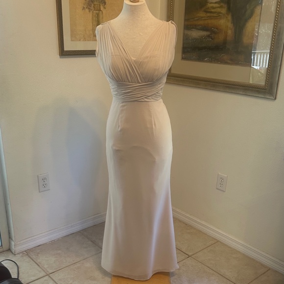 Bill Levkoff Dresses & Skirts - Bill Levkoff Elegant Cream Evening Gown Size 2